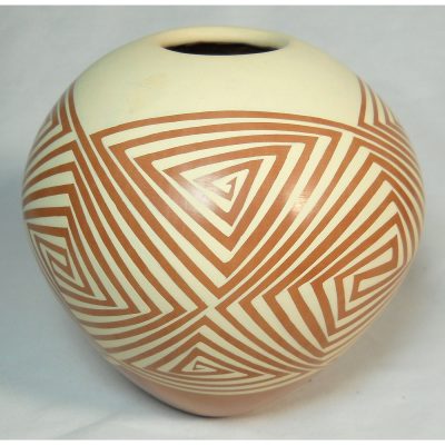 Mata Ortiz Pottery, Chihuahua Rodrigo Perez Geometric